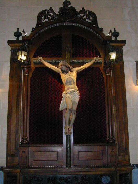 Crucificado. Capilla Hospital Militar